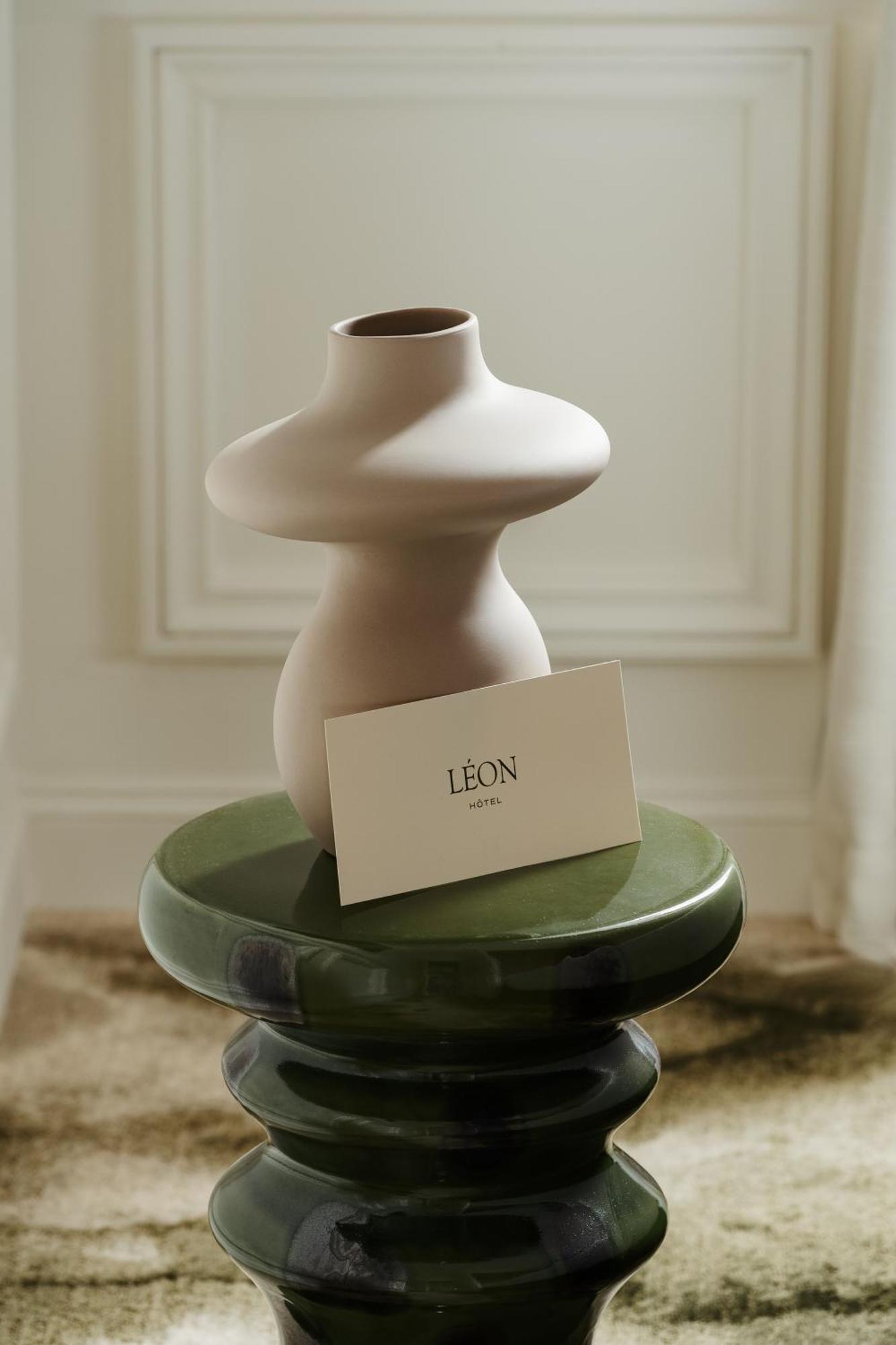 Hotel Leon Paris Luaran gambar